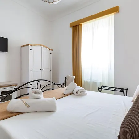Domus Sagari Bed & Breakfast 3*