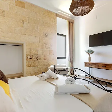 Bed and Breakfast Domus Sagari