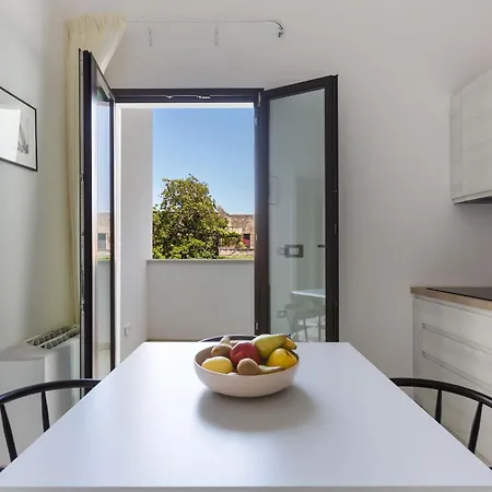 Domus Sagari Bed & Breakfast 3*