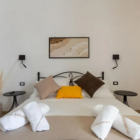Domus Sagari Bed and Breakfast 3*