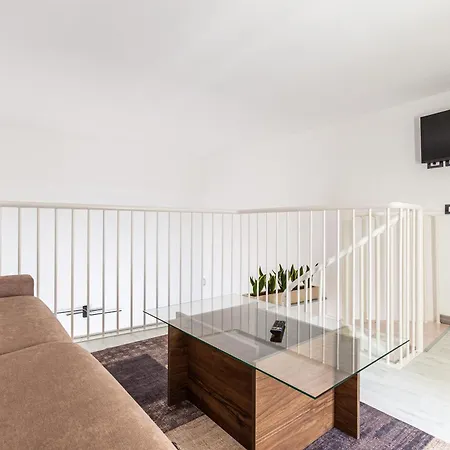 Domus Sagari Bed and Breakfast